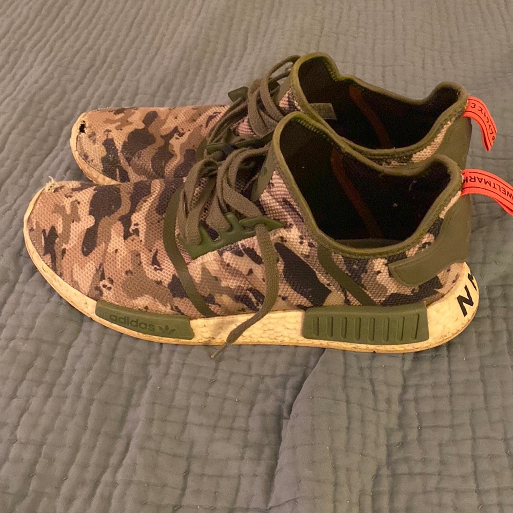 adidas NMD R1 CAMO